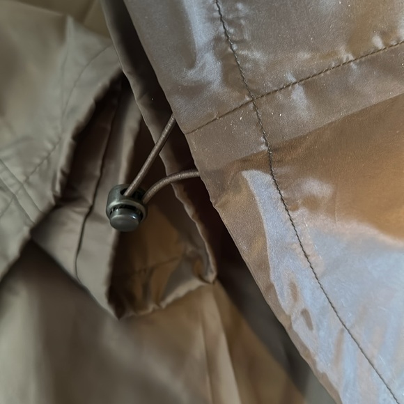 NWT Disney watercolor pullover (XL) and matching shorts (M) - Picture 10 of 14